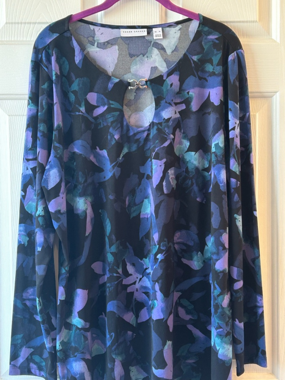 Susan Graver Navy Floral Keyhole Top with Silver Ring